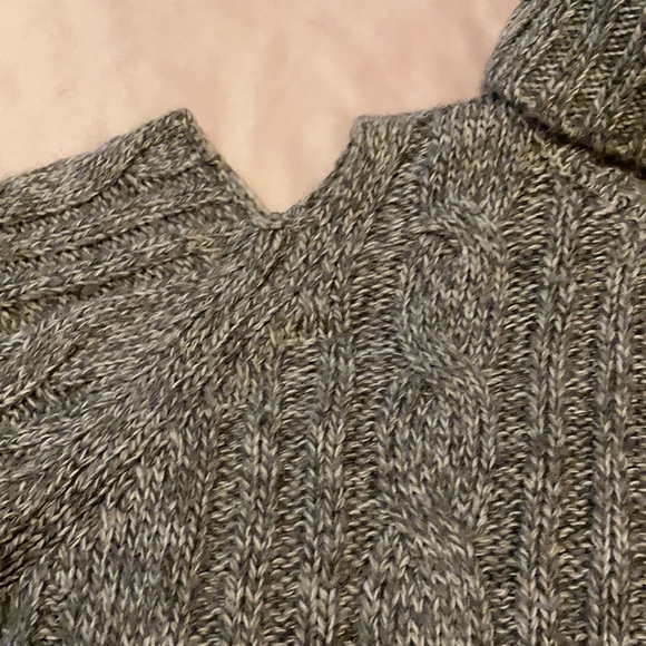 Gray Xhilaration Sweater - Picture 4 of 6